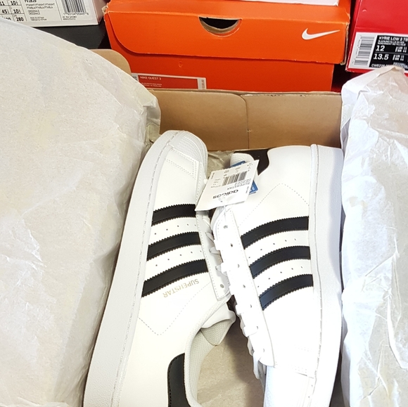 ADIDAS SUPERSTAR MEN'S US SIZE 11.5 BRAND NEW IN BOX - Picture 2 of 10